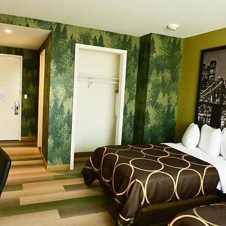 Super 8 By Wyndham Bronx Near Botanical Garden Hotel New York Ngoại thất bức ảnh